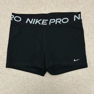 Women’s large black Nike pros